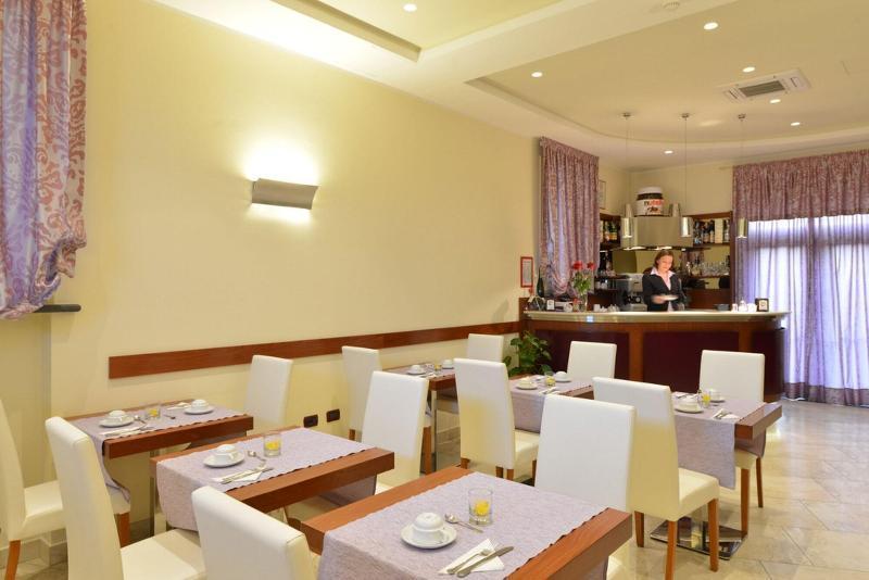 רוזיניאנו סולבאי Hotel Rosignano מראה חיצוני תמונה